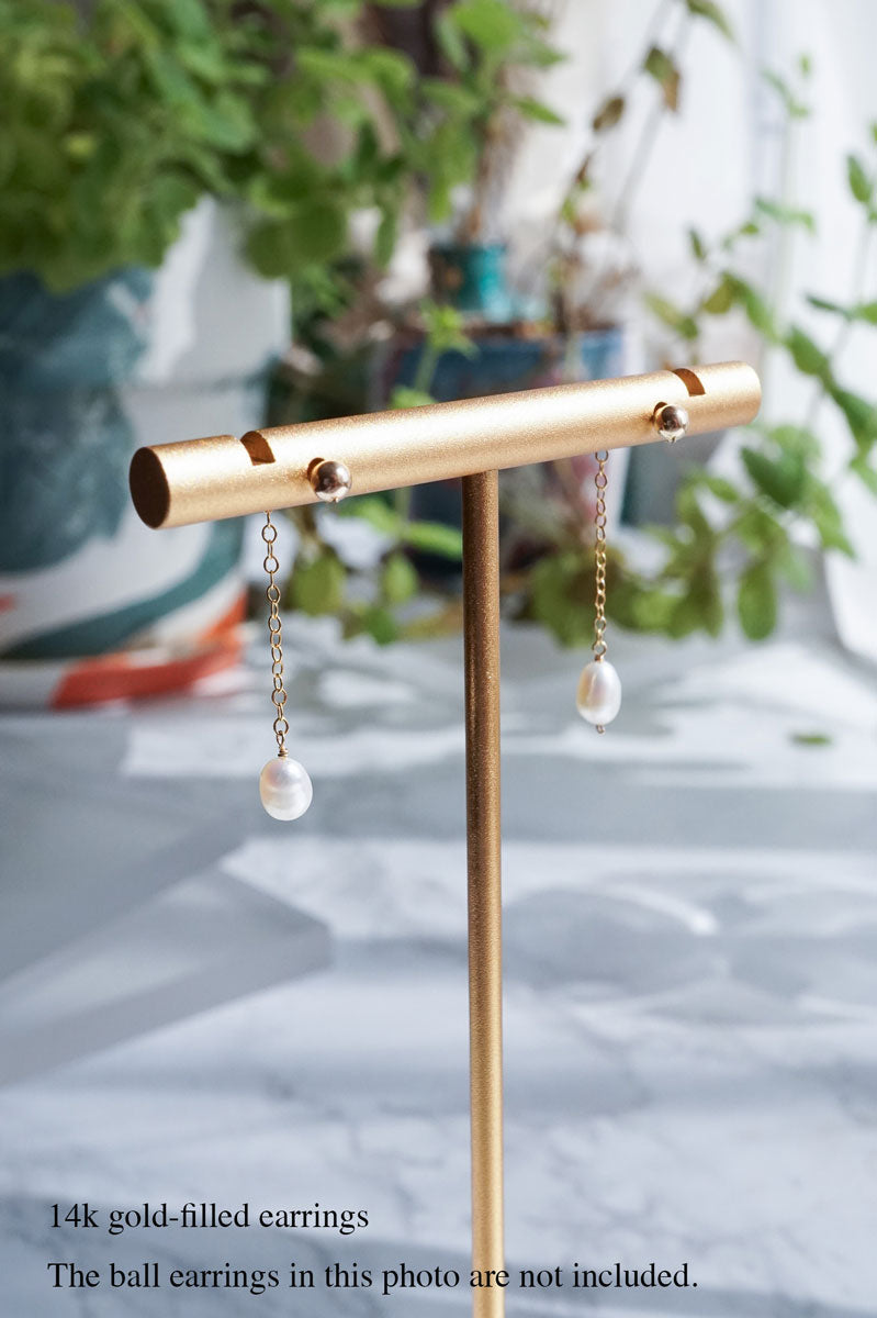 Koharu Earrings -Small Cherry Blossoms (Pink)-