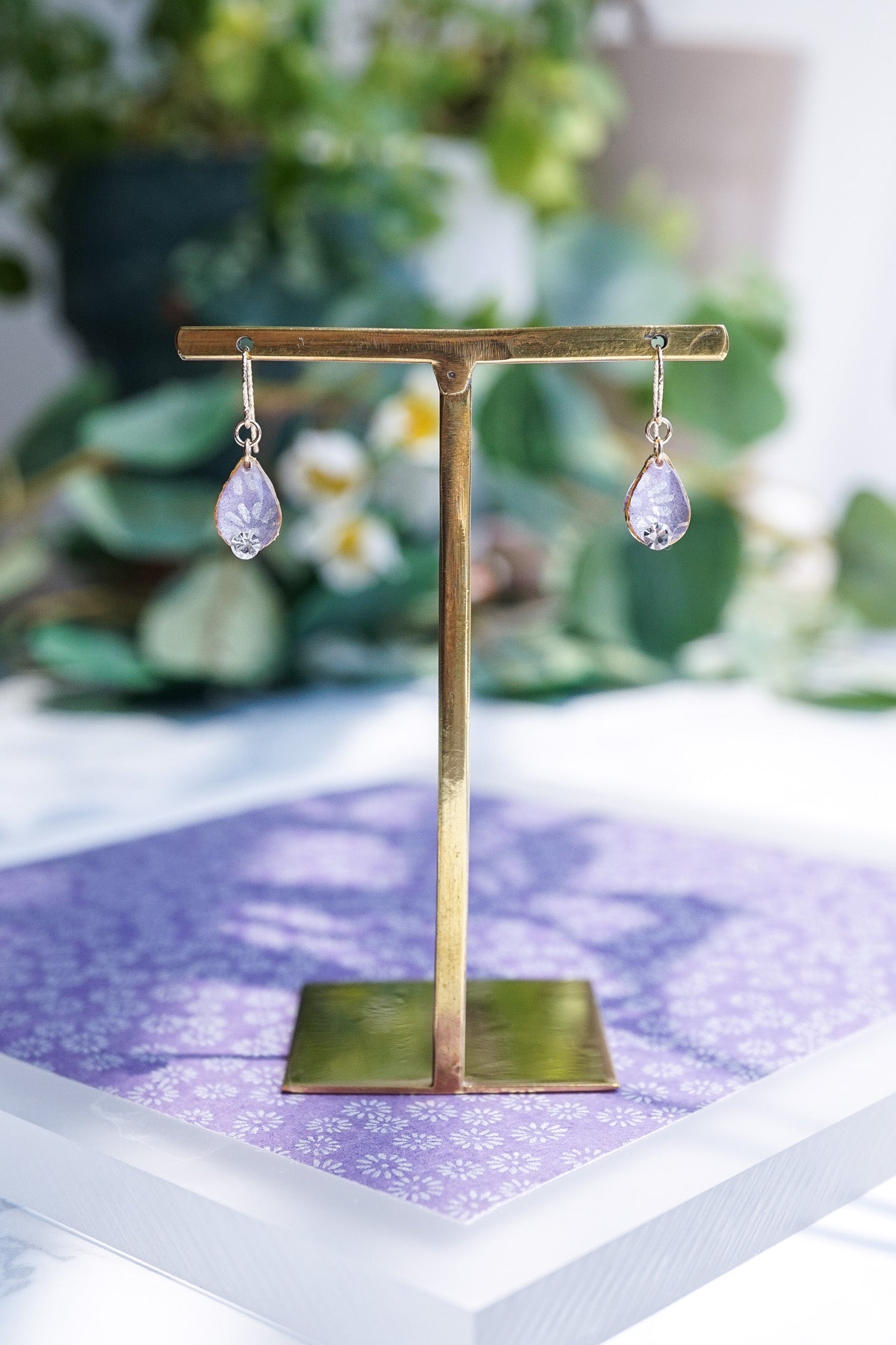 Koharu Earrings -Small Cherry Blossoms (White)-