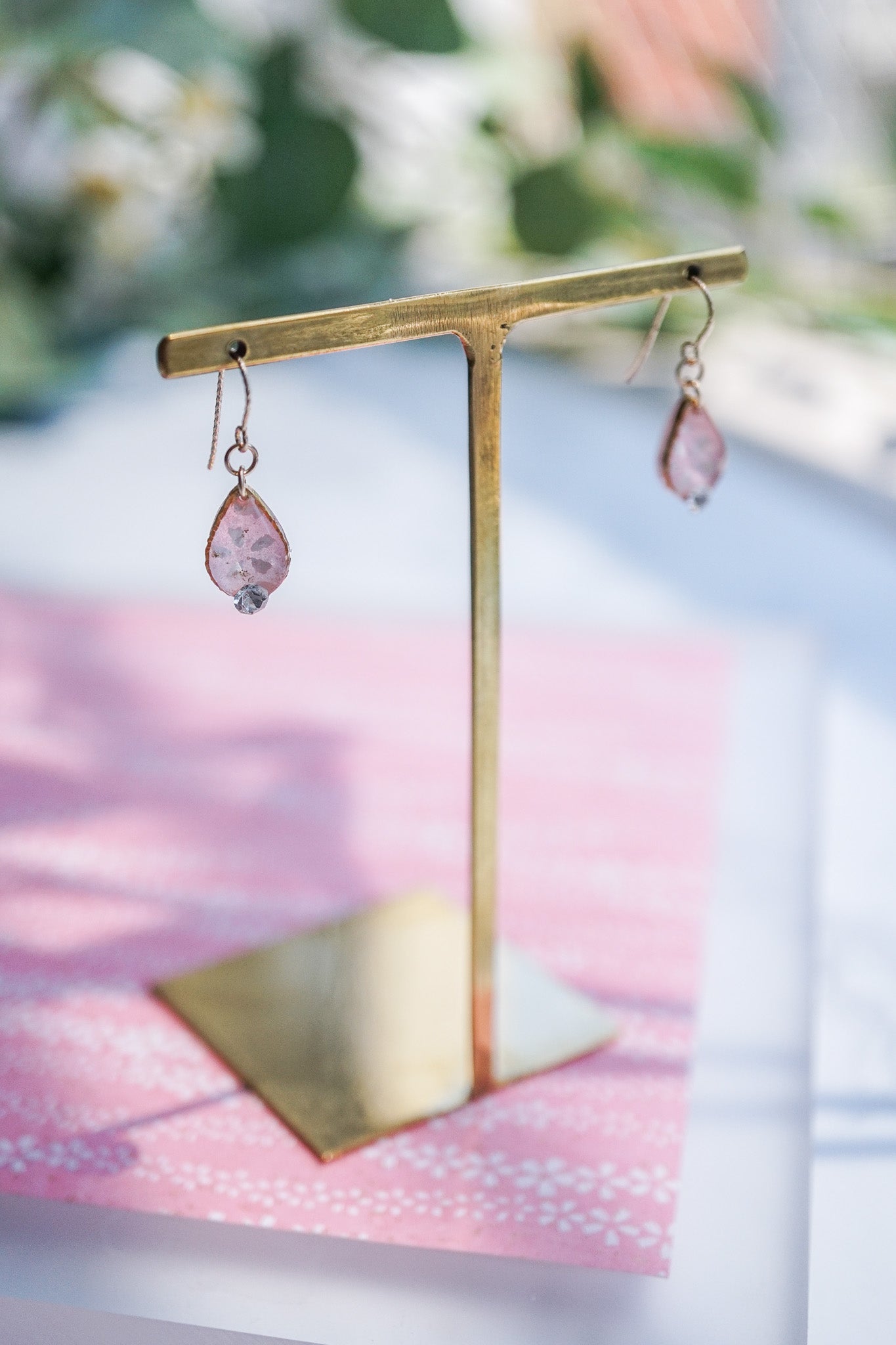 Koharu Earrings -Small Cherry Blossoms (White)-