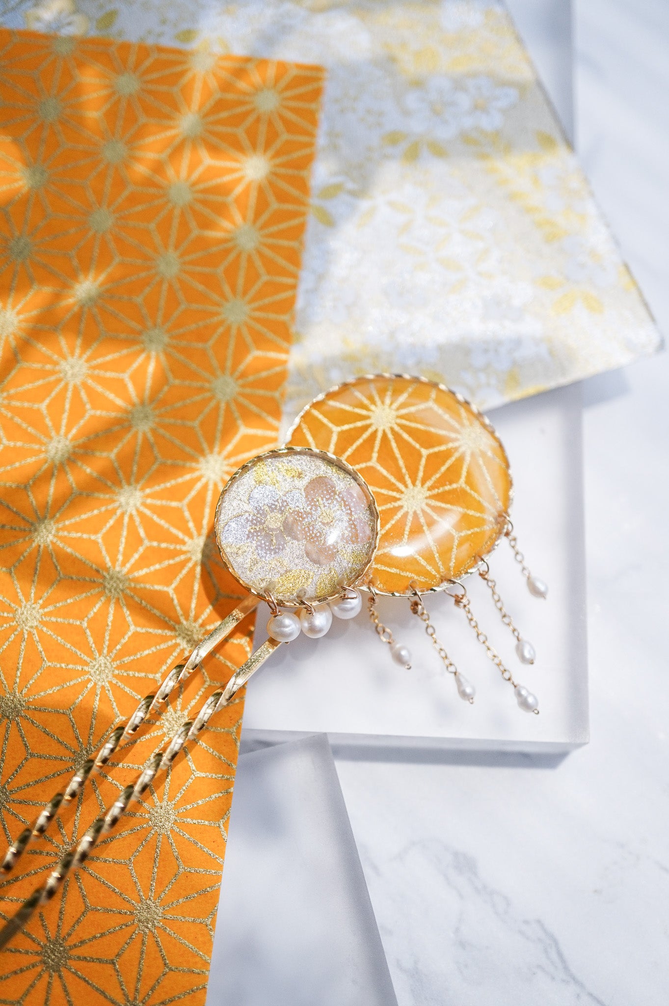 Star Flower Brooch - Lapis Lazuli -