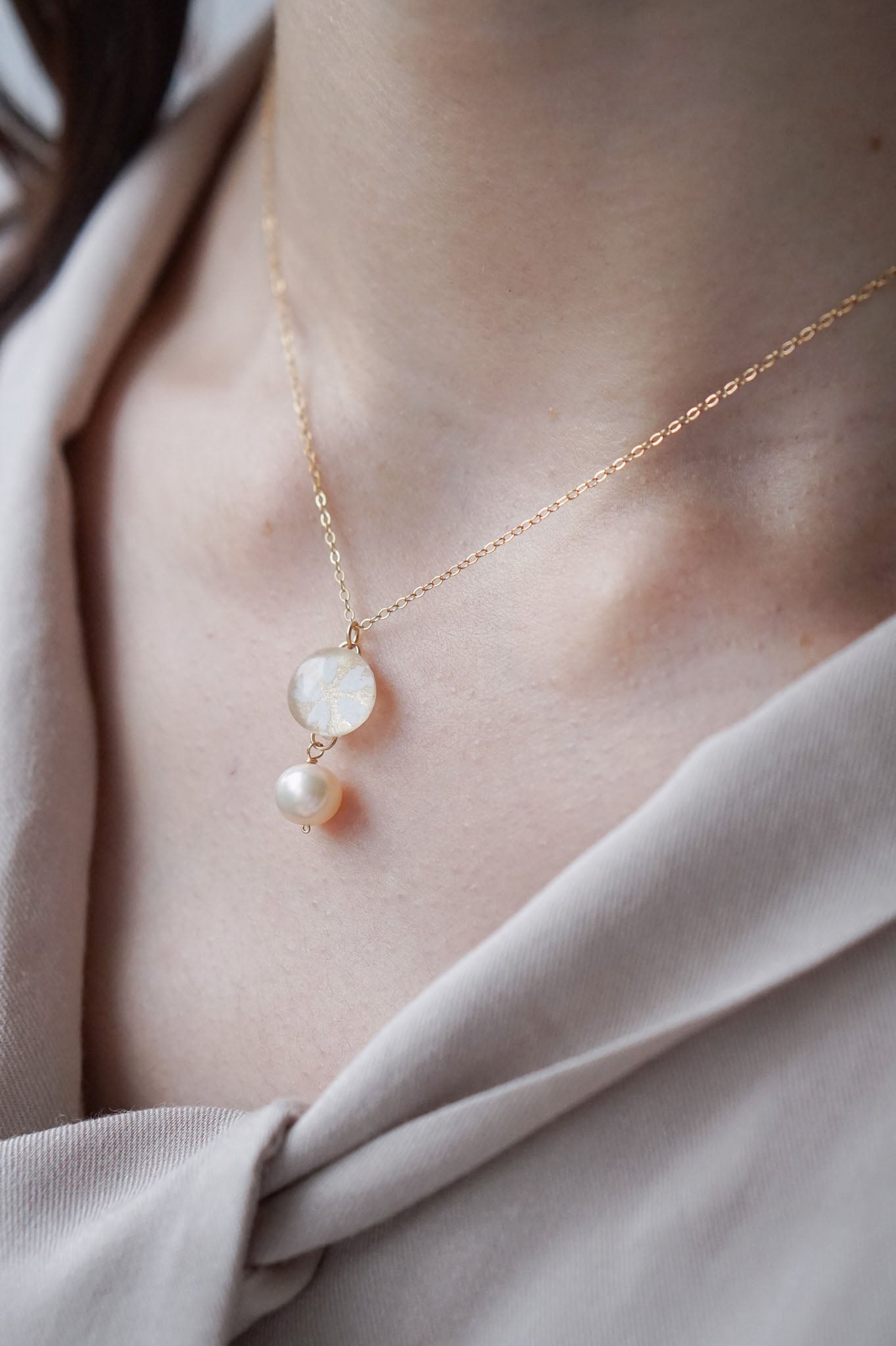 Koharu Necklace -Small Cherry Blossom (White)-