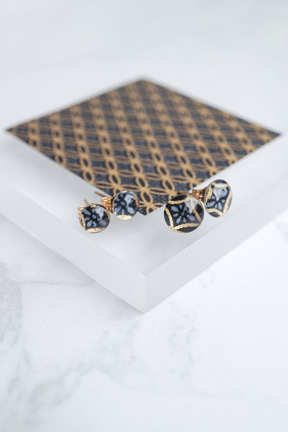 Stud Earrings - Hana-Shippo (Black)