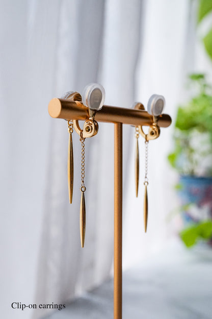 Icicle Earrings - Hemp Leaf