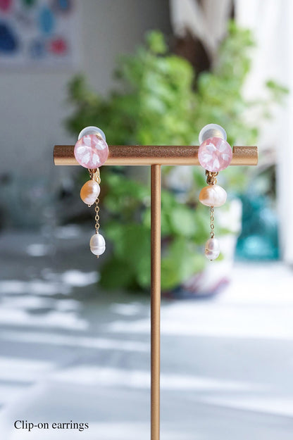 Koharu Earrings -Small Cherry Blossoms (Pink)-