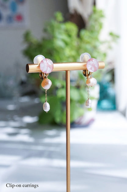 Koharu Earrings -Small Cherry Blossoms (Pink)-