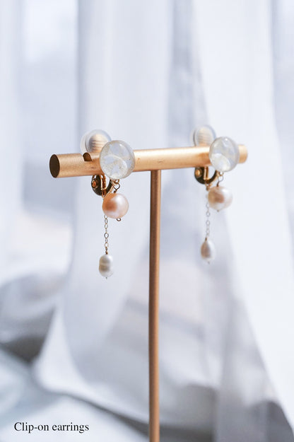 Koharu Earrings -Small Cherry Blossoms (White)-