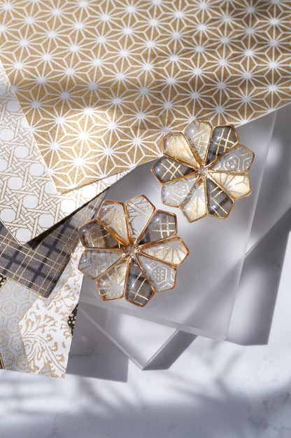 Star Flower Brooch -Flaxen-