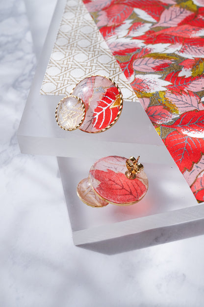 Kumi Earrings -Withered Leaves (Red)-