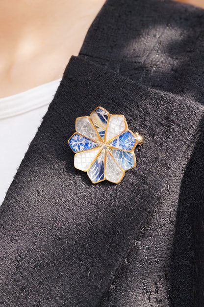Star Flower Brooch - Lapis Lazuli -