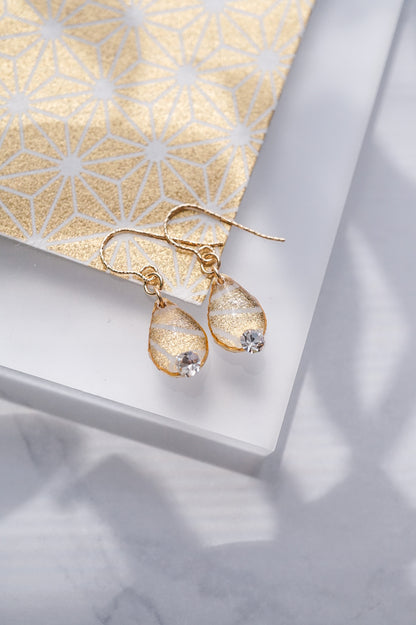 Koharu Earrings -Small Cherry Blossoms (White)-