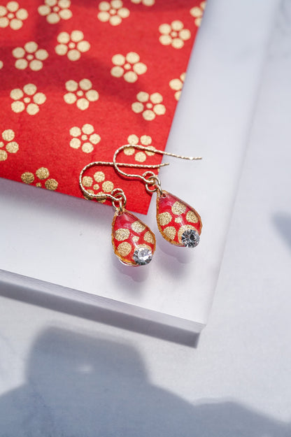 Koharu Earrings -Small Cherry Blossoms (White)-