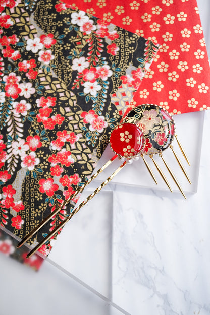 Star Flower Brooch - Lapis Lazuli -