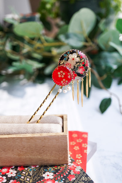 Star Flower Brooch - Lapis Lazuli -