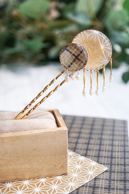 Star Flower Brooch - Lapis Lazuli -