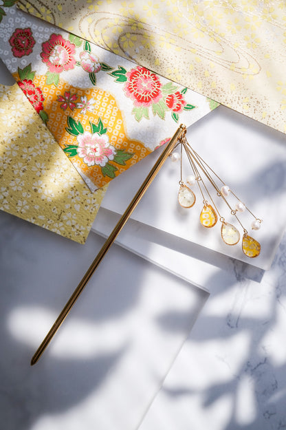 Star Flower Brooch - Lapis Lazuli -