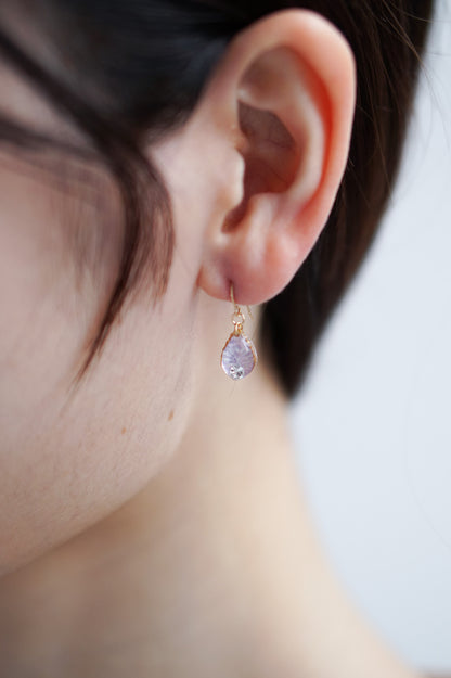 Koharu Earrings -Small Cherry Blossoms (White)-