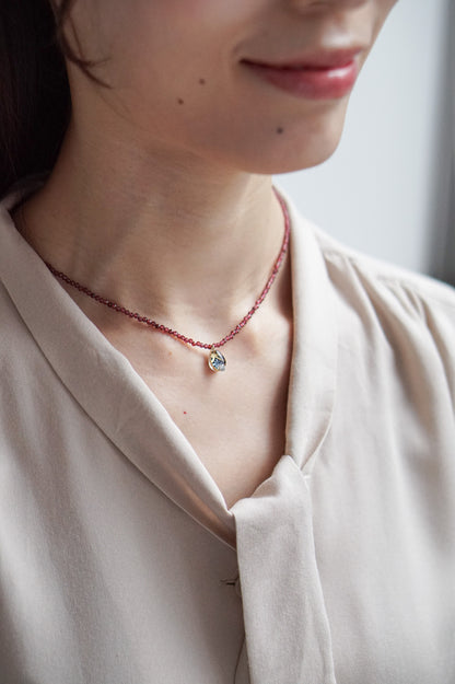 Thaw Necklace -Floral Shippo (Black)-