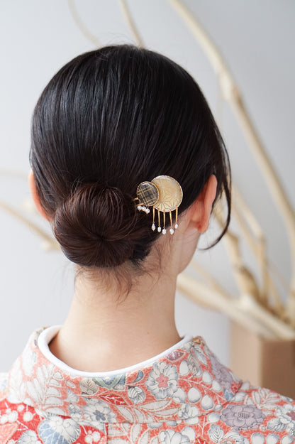 Star Flower Brooch - Lapis Lazuli -