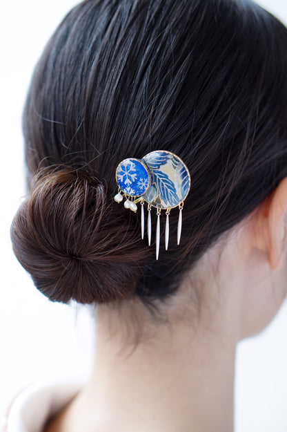 Star Flower Brooch - Lapis Lazuli -