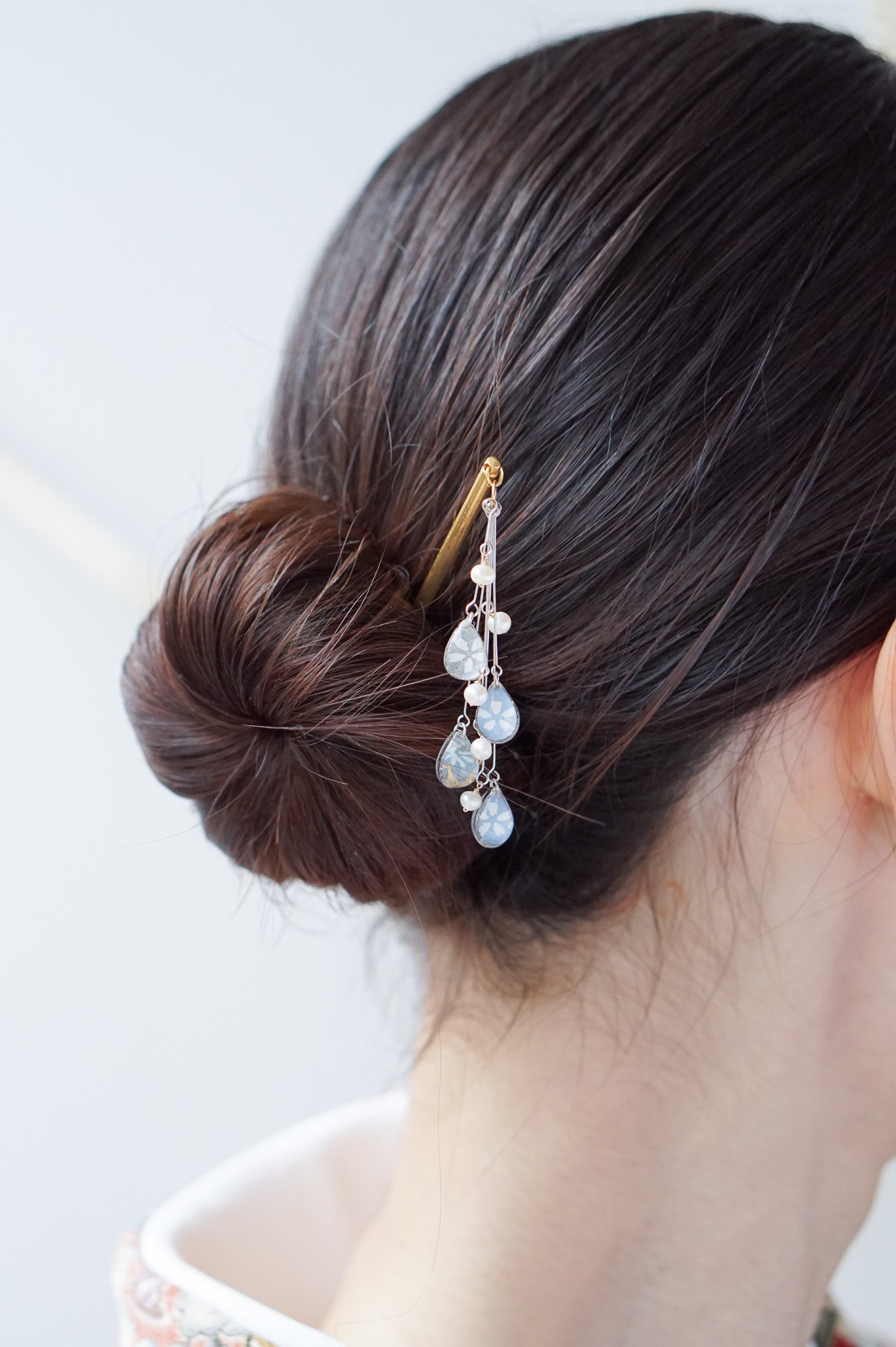 Star Flower Brooch - Lapis Lazuli -