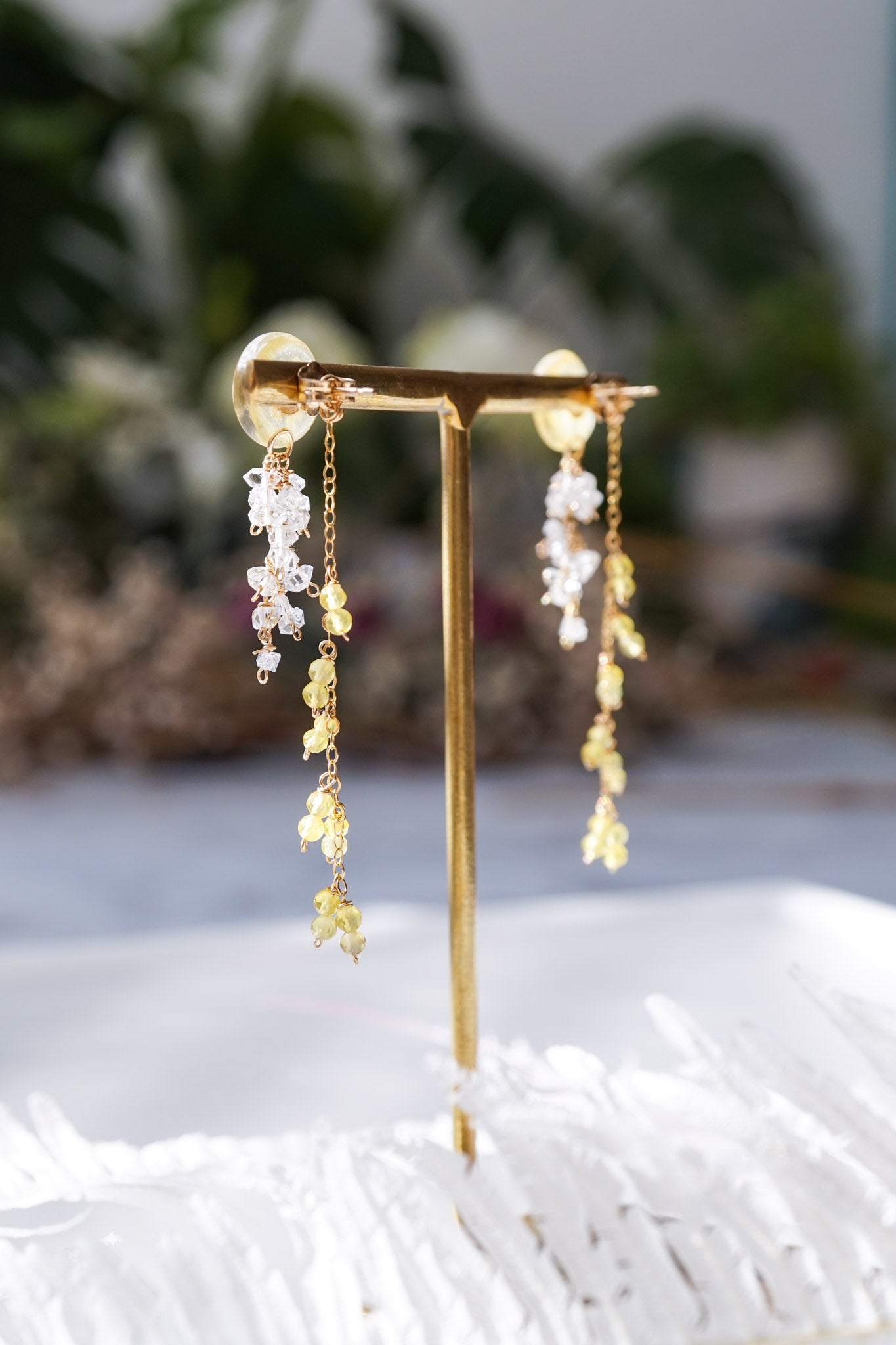 Koyuki earrings - small cherry blossoms (yellow)