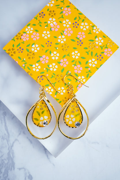 Flower Drop Earrings - Pink (Yellow)