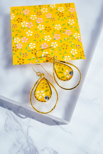 Flower Drop Earrings - Pink (Yellow)