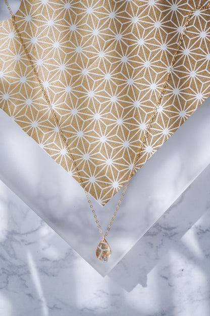 Morning Dew Necklace - Hemp Leaf (Gold)